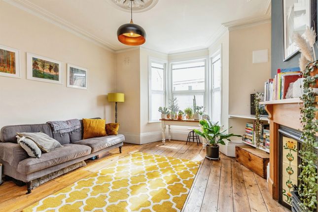 Flat for sale in Ashley Road, Montpellier, Bristol