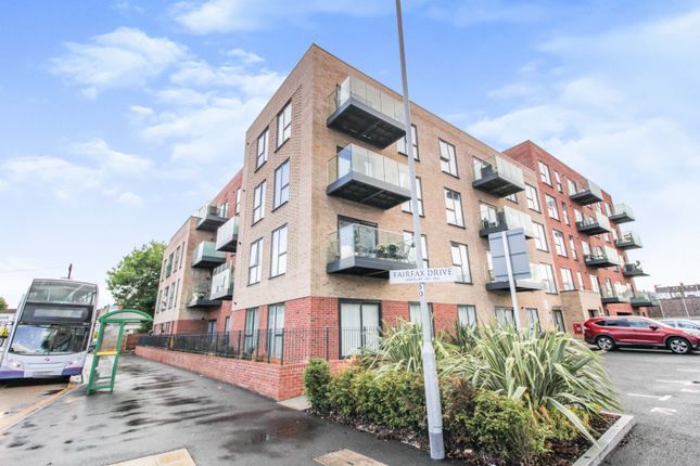 1 bed flat for sale in Fairfax Drive, Westcliff-On-Sea SS0