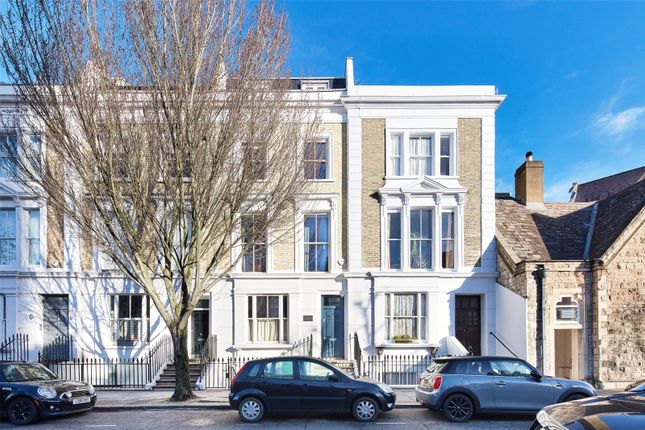 4, Ladbroke Road, London photo 4