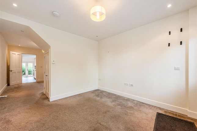 27, Test Road, Whitchurch photo 4