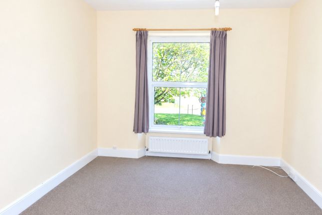 Flat 2, 27, Caen Street, Devon photo 4
