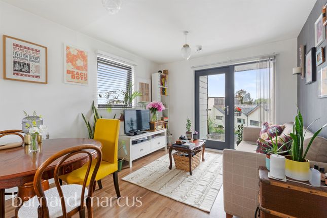 Thumbnail Flat for sale in Cairns Avenue, London