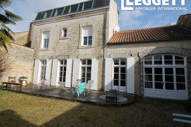 Villa for sale in Mansle, Charente, Nouvelle-Aquitaine