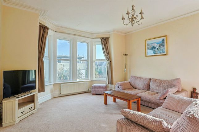 Flat 2 Caerlyon House, 11, Burnaby Road, Bournemouth photo 2
