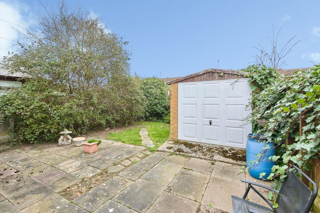 3, Cheverton Close, Derby photo 2