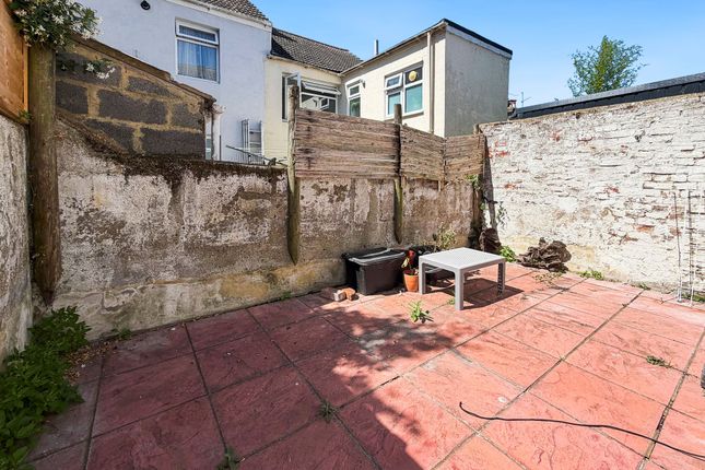 19 Bute Street, Brighton photo 2