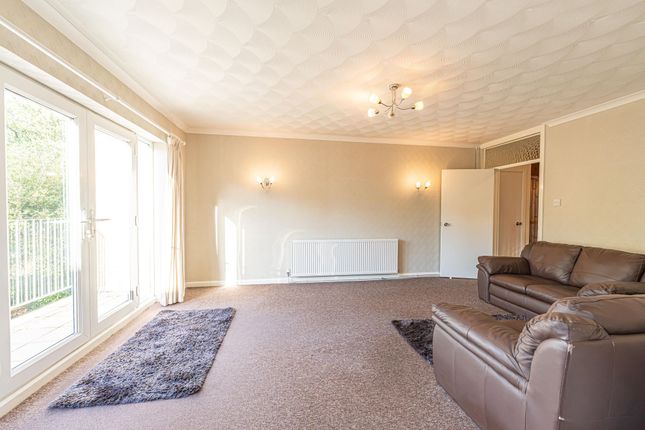 Flat 8, Hafod Court Stow Park Crescent, Newport photo 3