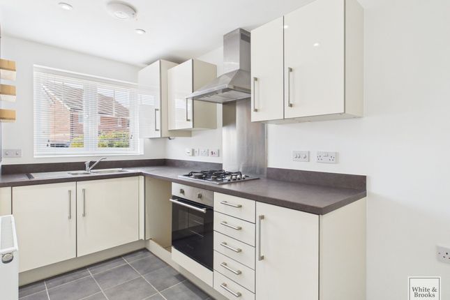16 Applegate Way, Bognor Regis photo 2