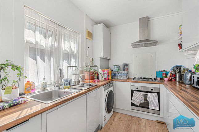 11, Everington Road, London photo 3