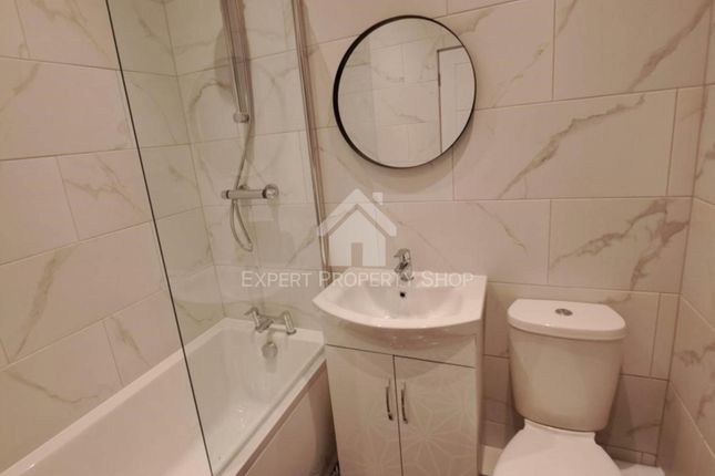 69, Newcastle Avenue, Worksop photo 5
