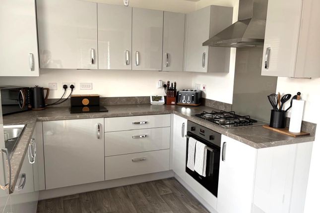 2, Sylvester Court, Doncaster photo 2