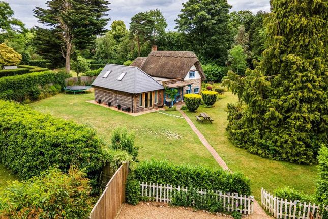 Cottage for sale in Primrose Cottage, Cane End, South Oxfordshire