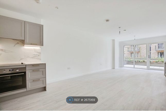 Bedroom flats and apartments to rent in Harrow Zoopla