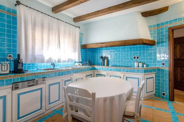 Apartment for sale in Porto Cervo, 07021, Italy
