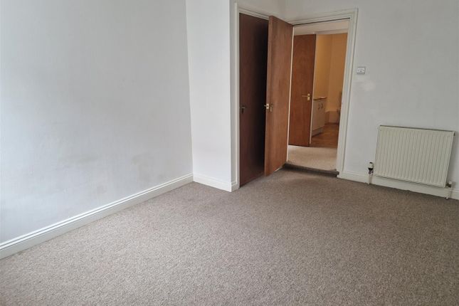 Flat 2, Harts Alley, Launceston photo 4