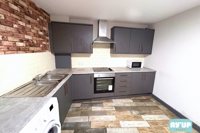 Room 2, 19 Moorgate Street, Rotherham photo 4
