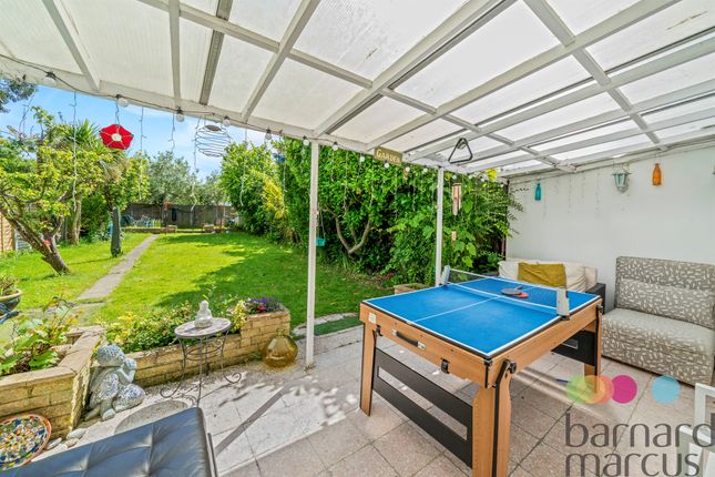 20, Addington Drive, London photo 2