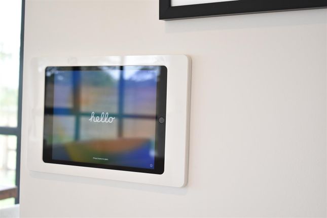 Kitchen Dining Living Area