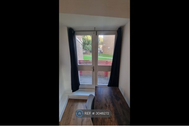 Flat, Albert Starr House Haddonfield, London photo 4