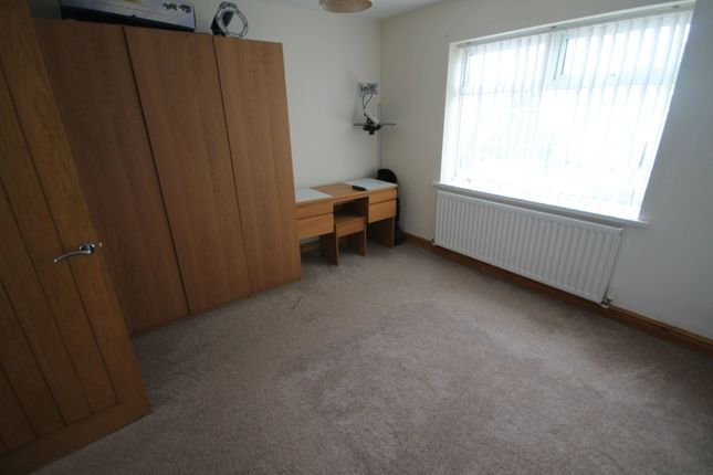 13, Cypress Avenue, Widnes photo 5