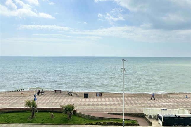 Thumbnail Flat for sale in Eversfield Place, St. Leonards-On-Sea