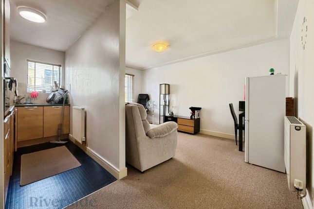 Flat 3, City Central, 22 Wright Street, Hull photo 2