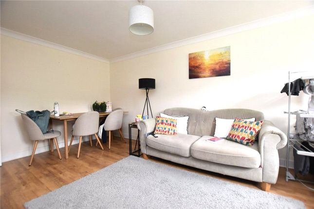 12d, Navigation Drive, West Yorkshire photo 4