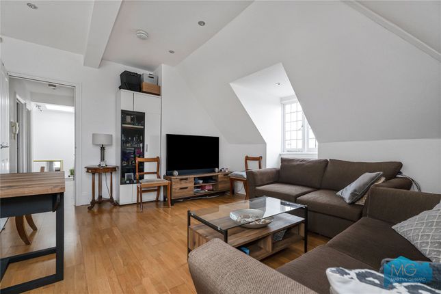 Flat 3, Appleby Court, 128, Aldermans Hill, London photo 4