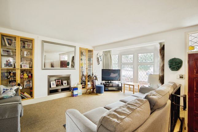 19, Lake House Road, London photo 4