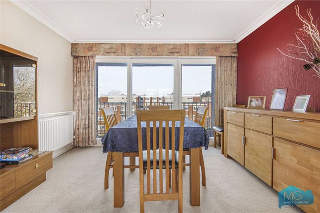 35, Maplin Close, London photo 3