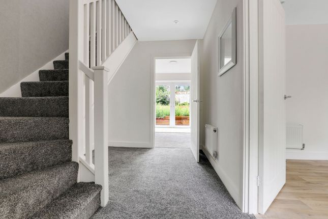 1 Woodfield Road, Nottingham photo 3