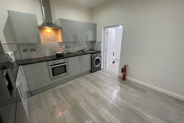 9, Parkfield Avenue, Manchester photo 2