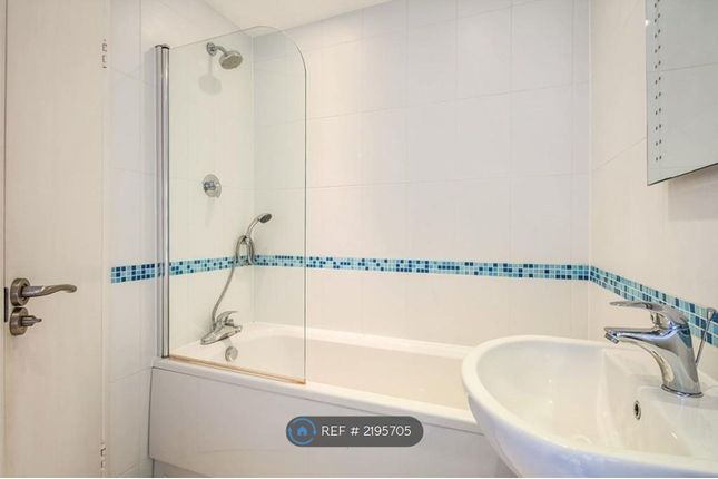 Leigham Court, Clyde Road, Wallington photo 5