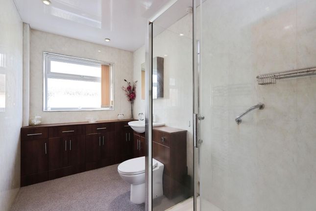 6, Josselin Court, Sheffield photo 4