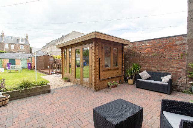 11, Palmerston Street, Montrose photo 2