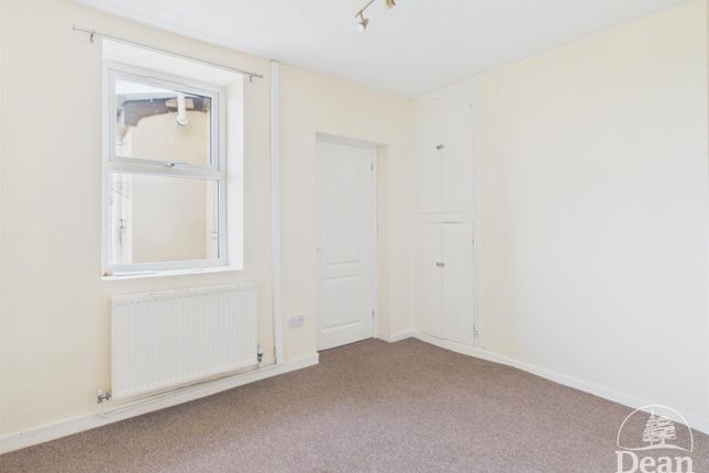 21, Pembroke Street, Cinderford photo 4