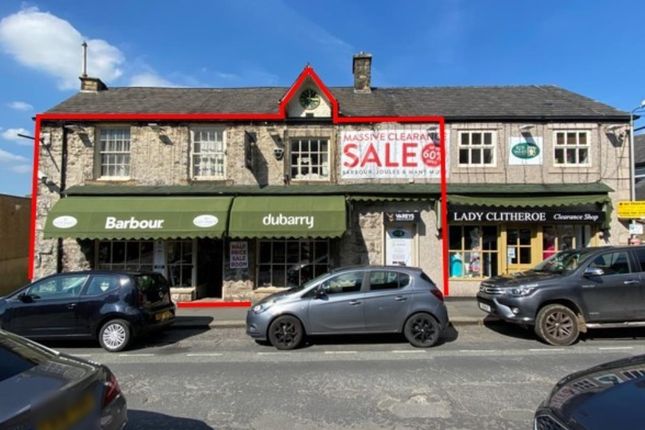 Retail premises to let in 4 New Market Street, Clitheroe, Lancashire