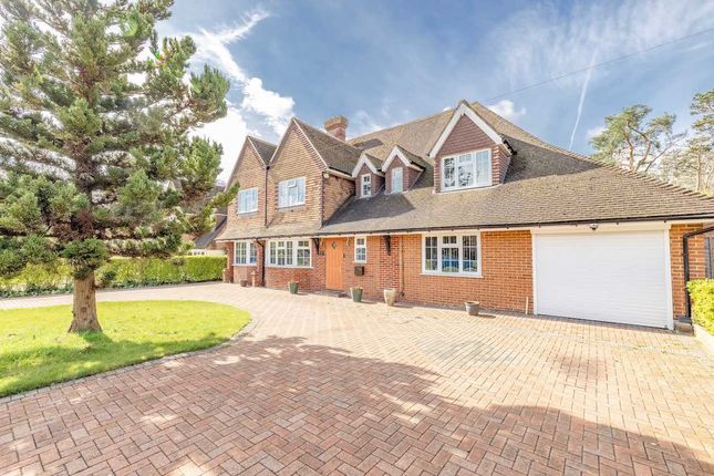 Detached house for sale in Pinewood Close, Iver