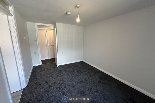 Poplar Court, Princeville Street, Bradford photo 4