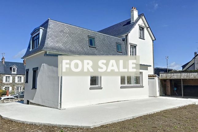 Detached house for sale in Donville-Les-Bains, Basse-Normandie, 50350, France