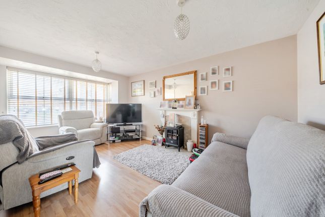 19, Puffin Way, Buckinghamshire photo 2