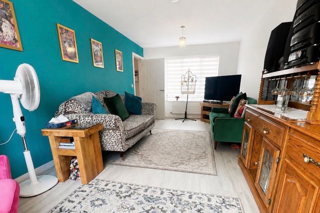 1 Farrier Drive, Ely photo 3