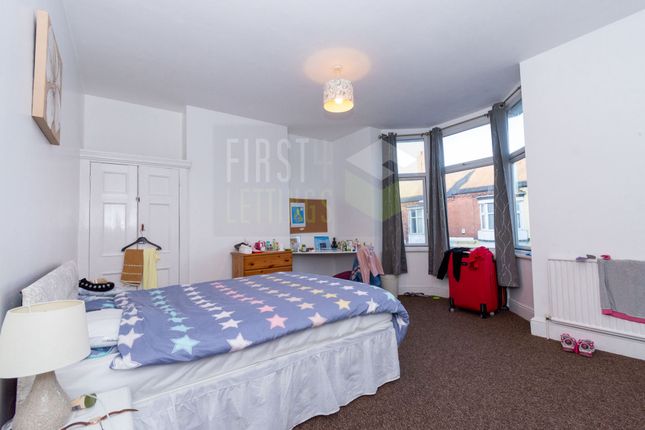 Terraced house to rent in Equity Road, West End