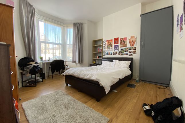 26, Llandough Street, Cardiff photo 4