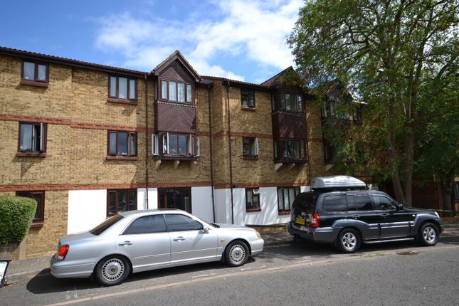 2 bed flat for sale in Alliance Close, Wembley HA0