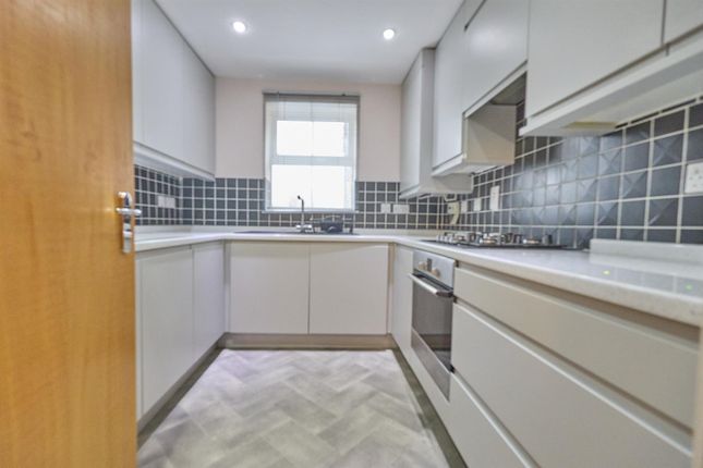 4 Swallow Court, Long Meadow Drive, Hinckley photo 5