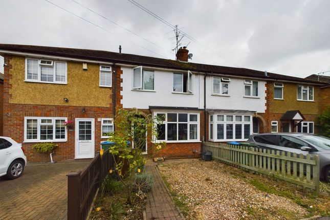 Thumbnail Terraced house for sale in Clinton Crescent, Aylesbury