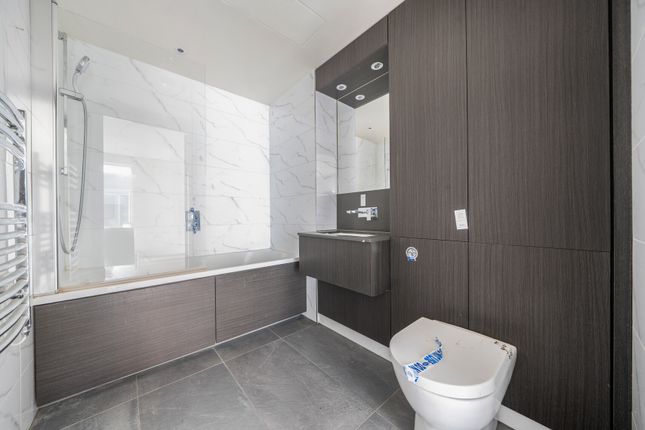 19, Jaeger House, 6, Thurstan Street, London photo 4