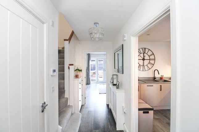 4, Oriel Road, Horsham photo 2