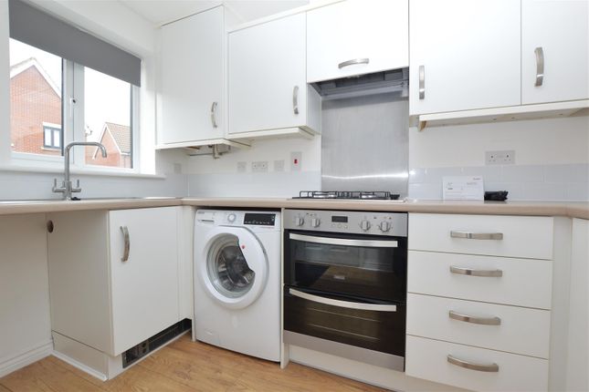 3, Ron Hill Road, Norwich photo 3